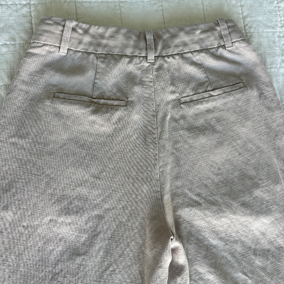 Aritzia The Effortless Pant- CruiseLinen, Color Cairo, Size 4 - Picture 6 of 8
